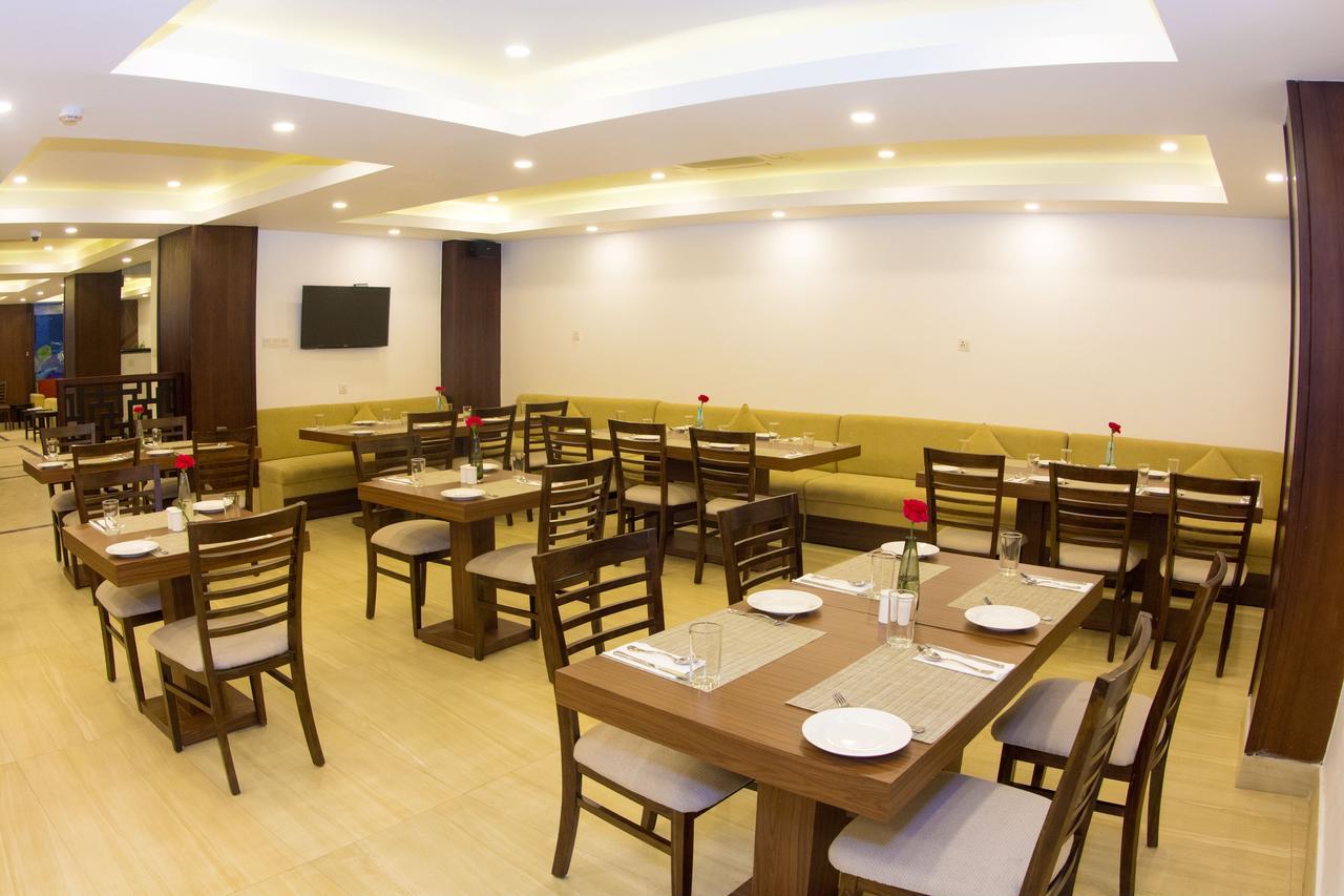 M Hotel Thamel-Катманду Экстерьер фото