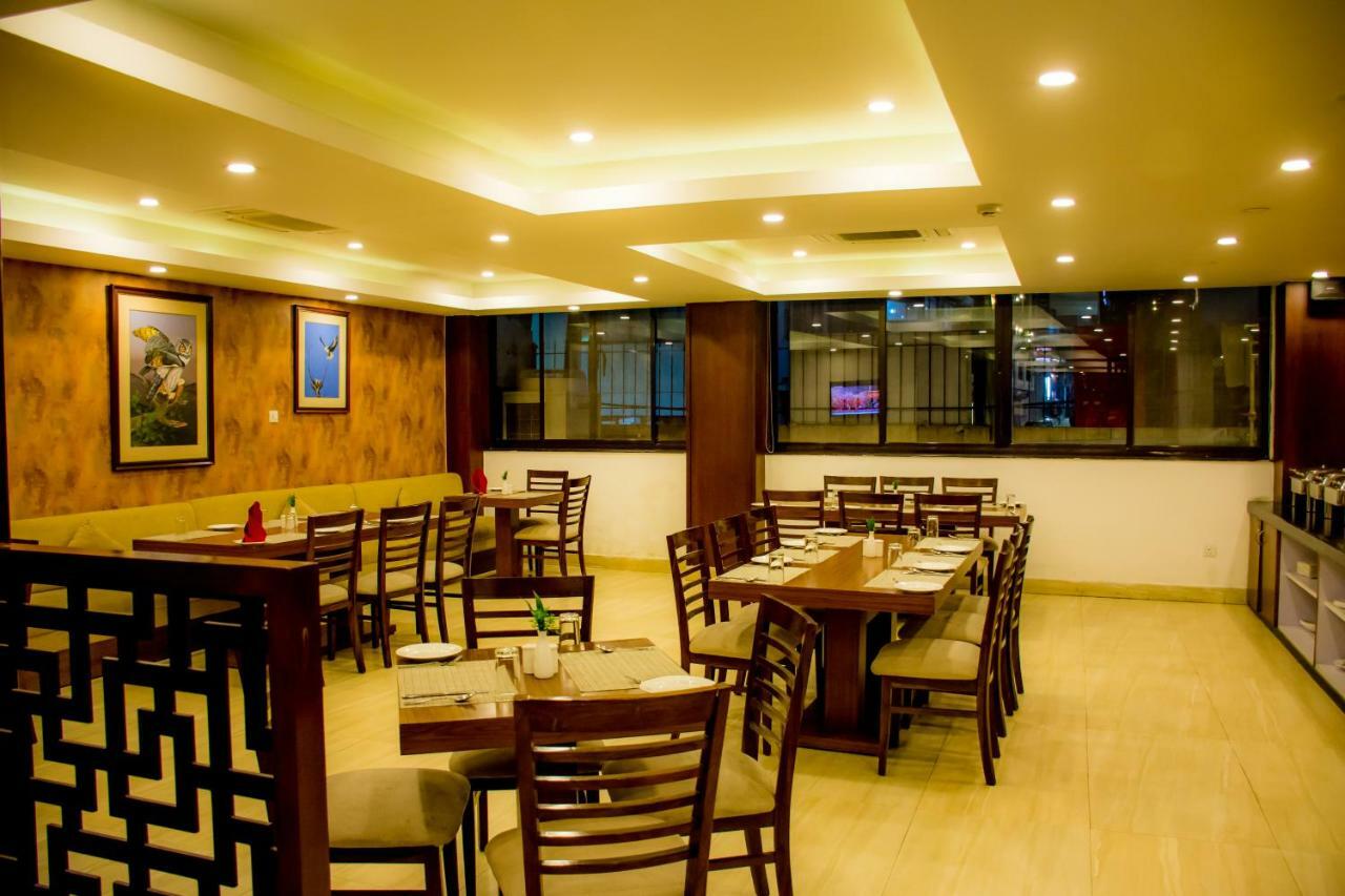 M Hotel Thamel-Катманду Экстерьер фото